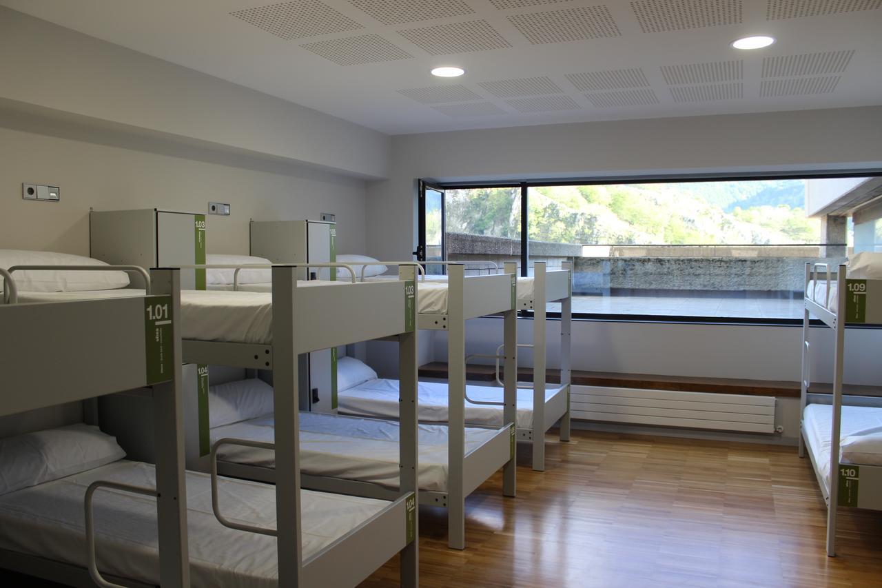 Arantzazu Aterpetxea Hostel Oñate Екстериор снимка